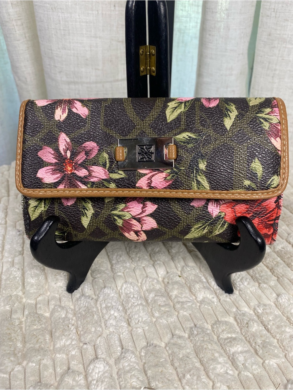 Relic by Fossil Brown Floral Textured Snap Flap Checkbook Wallet